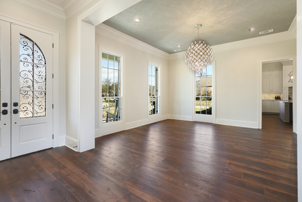 Missy Court - Image 32